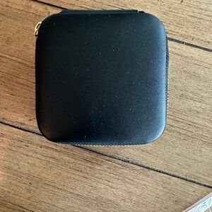 ⭐️NWOT⭐️Adornmode Black Travel Jewelry Case